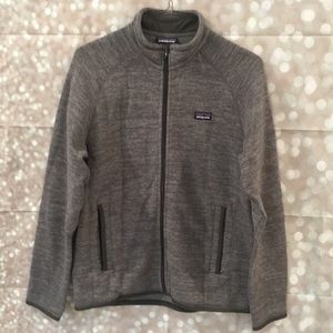 Like New!! Men’s Patagonia grey jacket.
